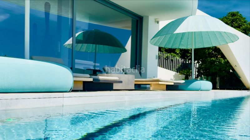 Foto d61b1a0f-da73-4f98-ab3b-551af65595bc. Chalet con parcheggio piscina in Mascarat Altea