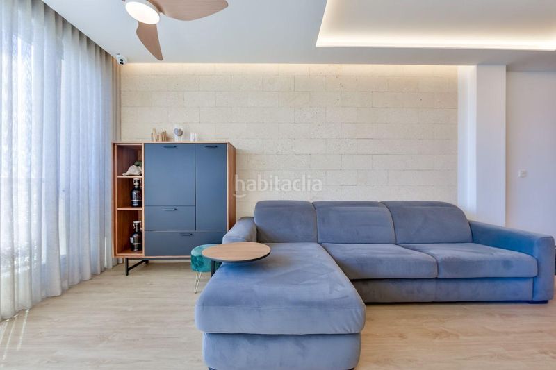 Foto f1f6a65d-cc63-45a0-9b78-ee51f407b1cc. Duplex con parcheggio piscina in Mascarat Altea