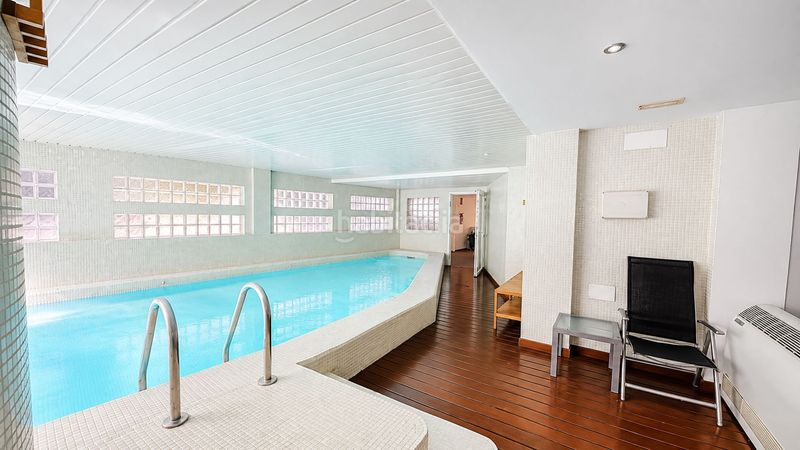Foto b4725d39-04d3-4cad-86d5-806821e60e3f. Triplex avec chauffage parking piscine dans L´Olla Altea