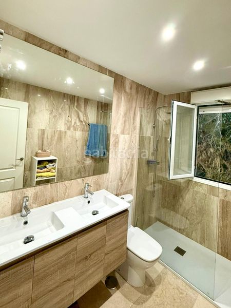 Foto dc2d42ec-3eb2-4a7c-a419-066ba94cd7b1. Pis a calle oceano 6 a Romana Playa Marbella