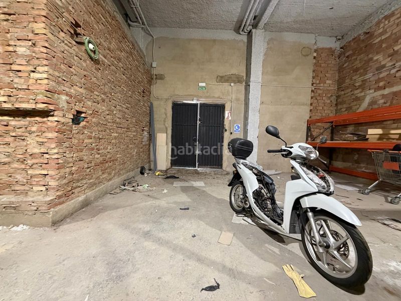 Foto 3d23f8f9-3218-47d8-8c85-735ef2a3ef8d. Local comercial a Ciutat Jardí Valencia
