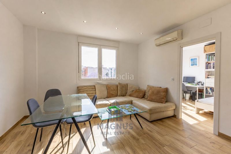Foto f9e44884-20e4-4e43-af58-53b0d2ce8dd0. Pis a La Petxina Valencia
