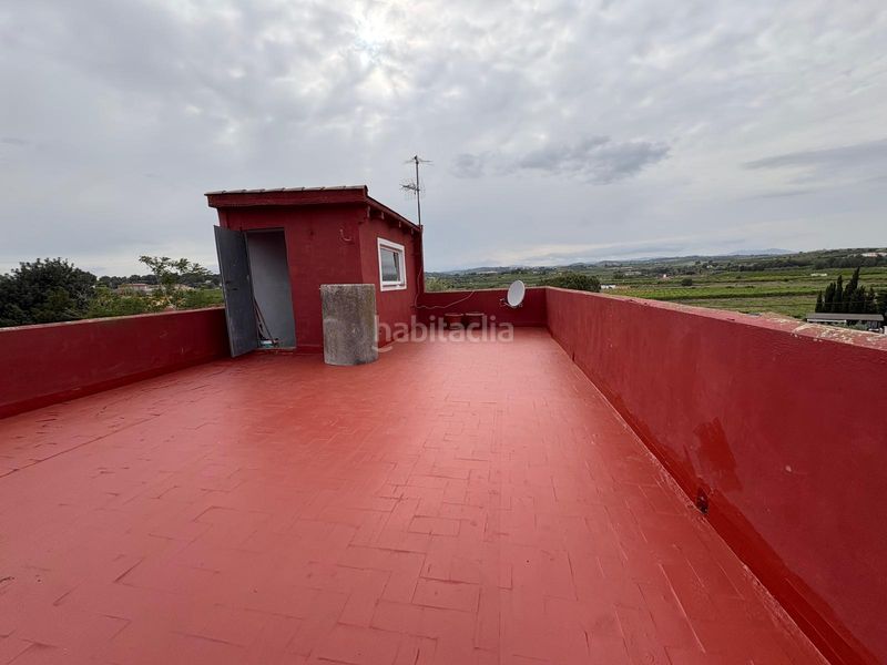 Foto 59bff506-d315-4fc0-89f2-7f52b758c75f. Casa con parcheggio in Godelleta