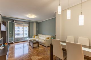 Apartament a Zona Avenida Alta - Auditorio