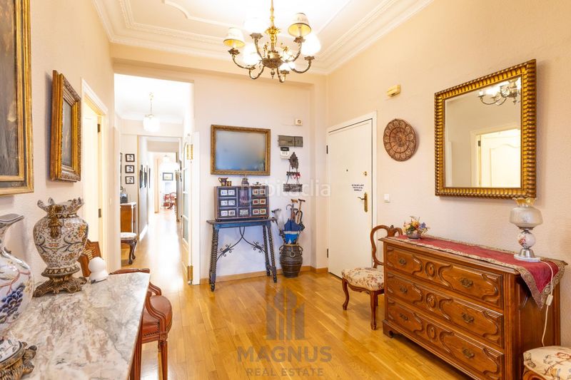 Foto 2440bff0-1aff-4fb1-9cea-144ac6034e2a. Pis a La Petxina Valencia