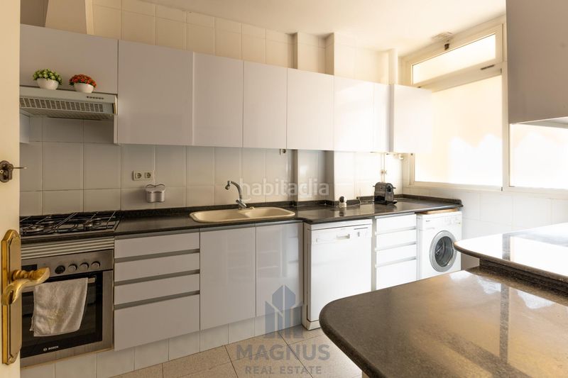 Foto 4c51255a-1a63-4f40-8d17-488bae103f78. Pis a La Petxina Valencia