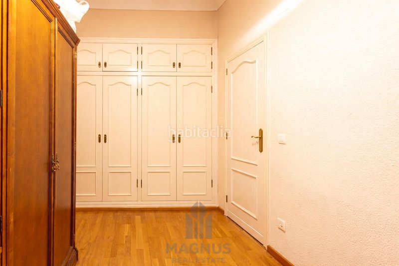 Foto 4efa1cf4-a0e9-40b6-b9b2-13f9da425c24. Pis a La Petxina Valencia