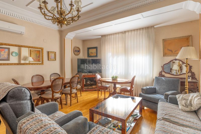 Foto a6d327f4-059f-4f12-87e8-e3084a41cea0. Pis a La Petxina Valencia