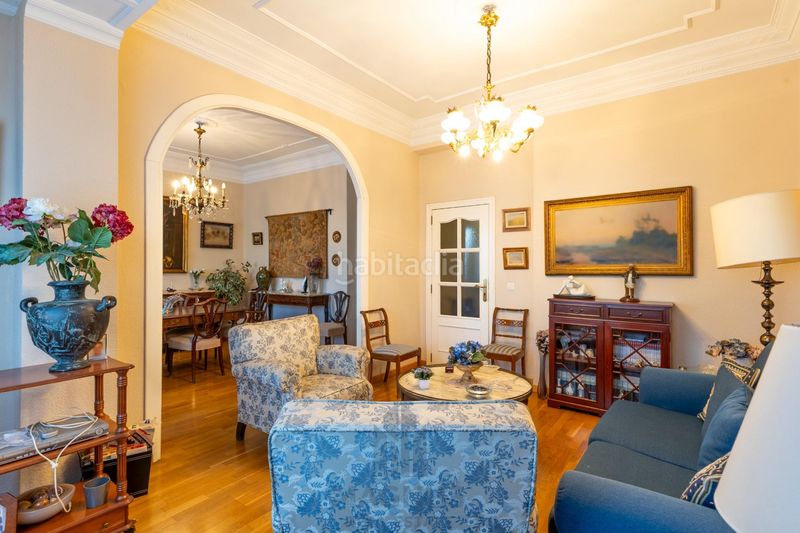 Foto f25f0357-fb41-4774-aed7-06d59a1c1fe8. Pis a La Petxina Valencia