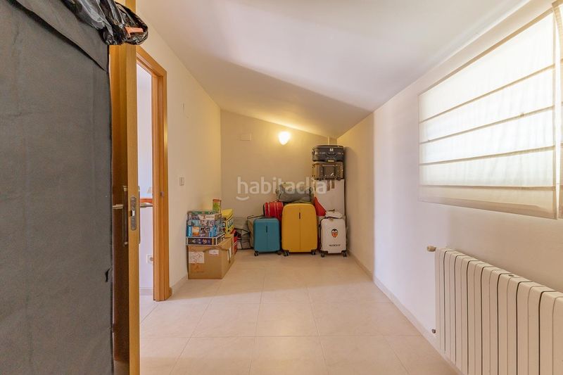 Foto 205093f0-1193-4605-a196-086cb098a03b. Casa adosada chalet en venta en jardines de masias iii en Moncada