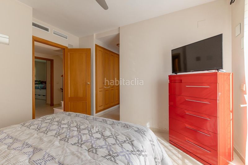 Foto 568a055b-1a02-4545-8731-a280e806c5e4. Casa adosada chalet en venta en jardines de masias iii en Moncada