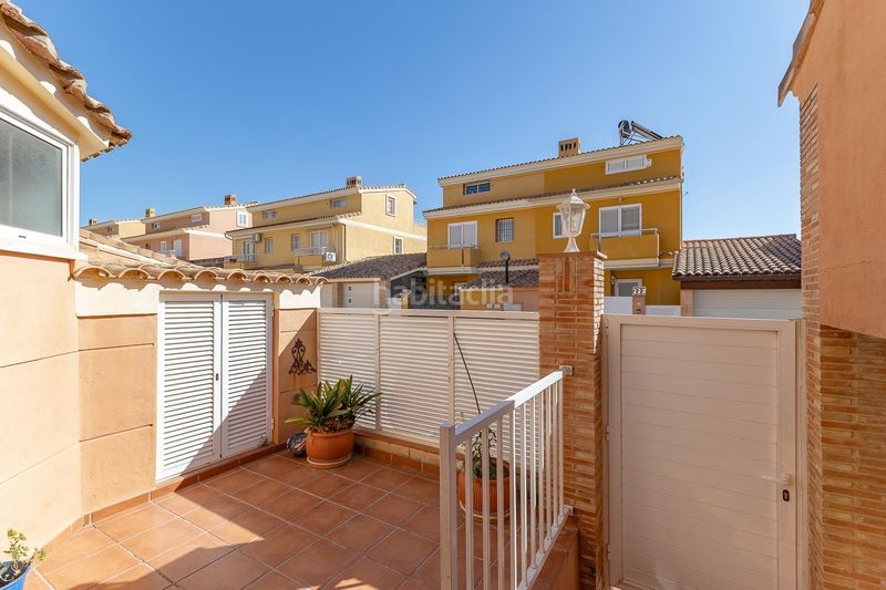 Foto 85a6669f-0b10-42b9-ab9a-5f2081b4f74d. Casa adosada chalet en venta en jardines de masias iii en Moncada