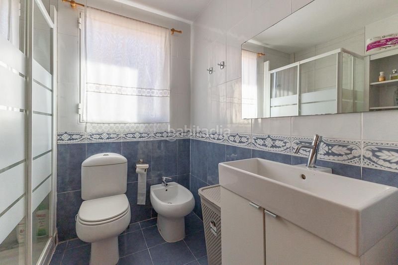 Foto b81eba62-3b96-4e46-b2d5-d83457e27d13. Casa adosada chalet en venta en jardines de masias iii en Moncada