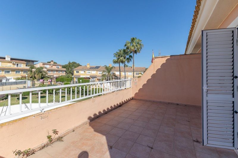 Foto daf3574c-72e3-4ca7-b92b-5e325292e5d7. Casa adosada chalet en venta en jardines de masias iii en Moncada