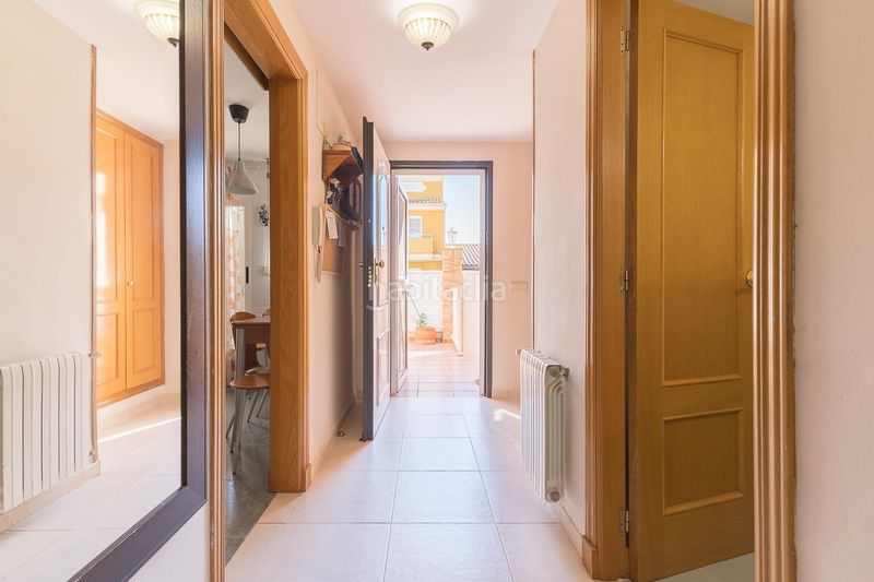 Foto ec5b6cc9-880c-4d45-8d6c-2019897e1df7. Casa adosada chalet en venta en jardines de masias iii en Moncada