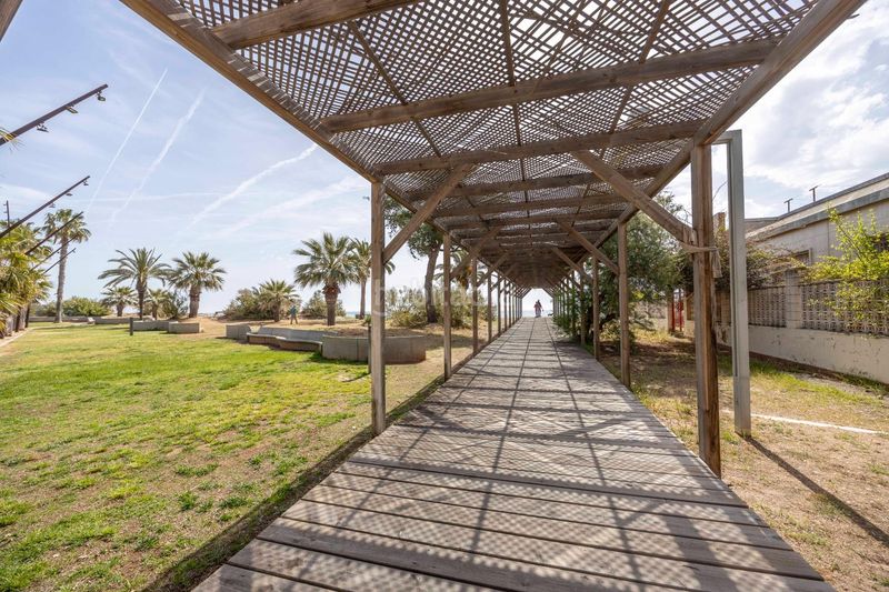 Foto 2def6cbc-8a82-4512-bd7e-6be59e9e3f44. Pis a Moncófar Pueblo Moncofa