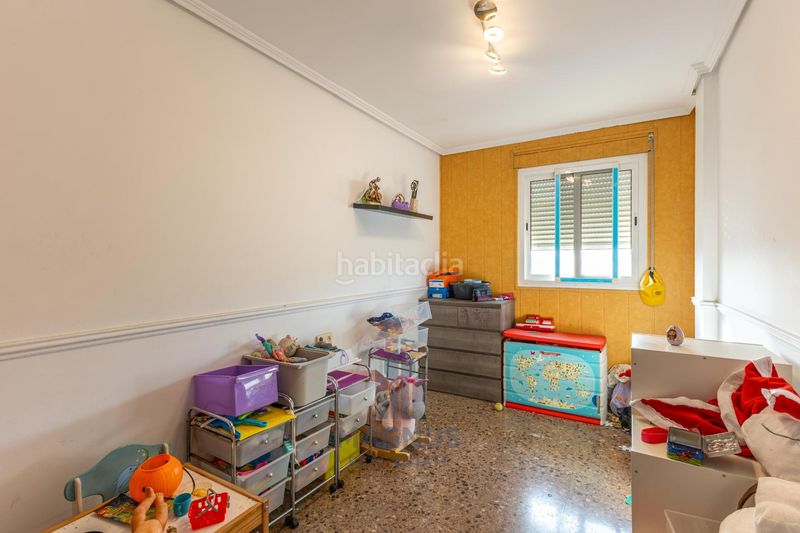 Foto c4598bfb-d718-4a93-a625-e3d9e171304d. Àtic amb aparcament a Aldaia