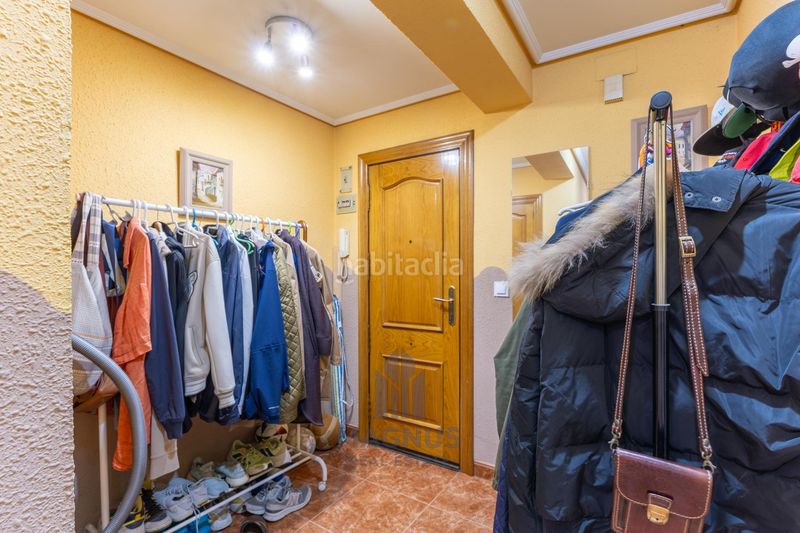 Foto b894eb61-a006-4b05-8ecc-3896bc510d3f. Pis a La Llum Valencia