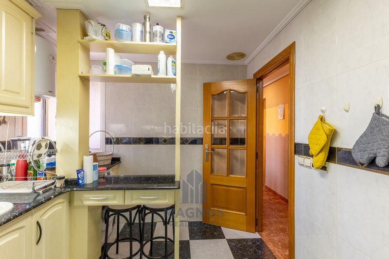 Foto cb75dc2b-68e2-483d-88ef-b34487a71e5b. Pis a La Llum Valencia