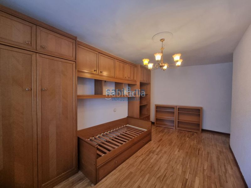 Foto 18e4b775-73b5-401b-9bd2-c64cffe3a2cc. Alquiler piso en Casco Antiguo León