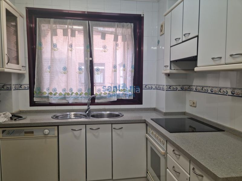 Foto 255c928c-7e35-4b78-bb84-fc5006f958a2. Rent flat with heating parking in El Ejido - Santa Ana León