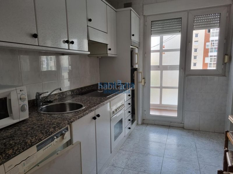 Foto 6251ee9f-00eb-4c64-985f-d781d0bd478e. Apartament amb calefacció aparcament a San Claudio - La Chantría León