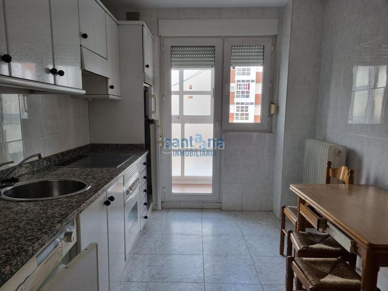 Foto d904d2b6-bc2b-432a-8f12-d27a71dbb45f. Apartament amb calefacció aparcament a San Claudio - La Chantría León