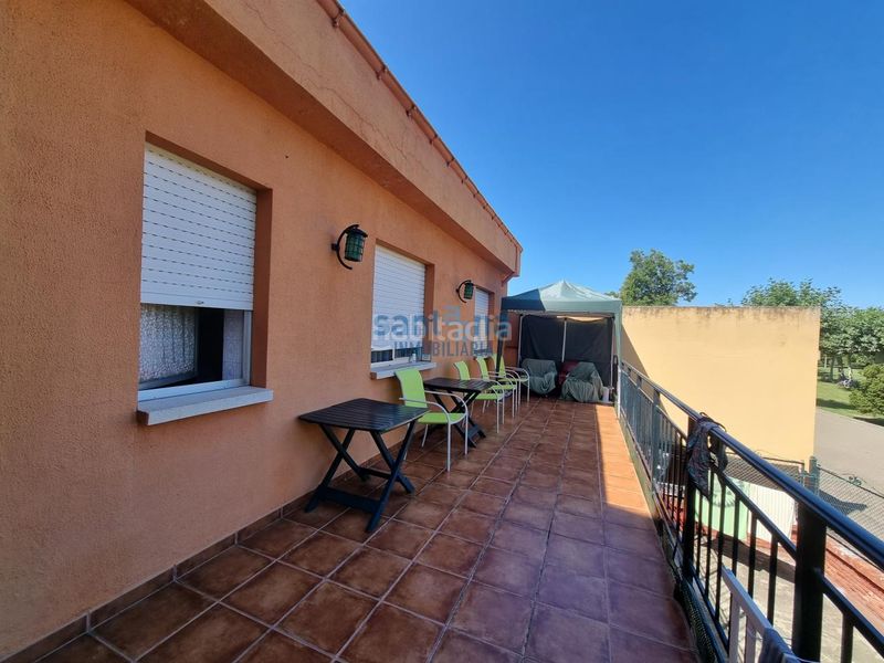 Foto a9b0cf36-85a9-4ef0-bc2a-510a9f9df190. Casa amb aparcament a Villarejo de Órbigo