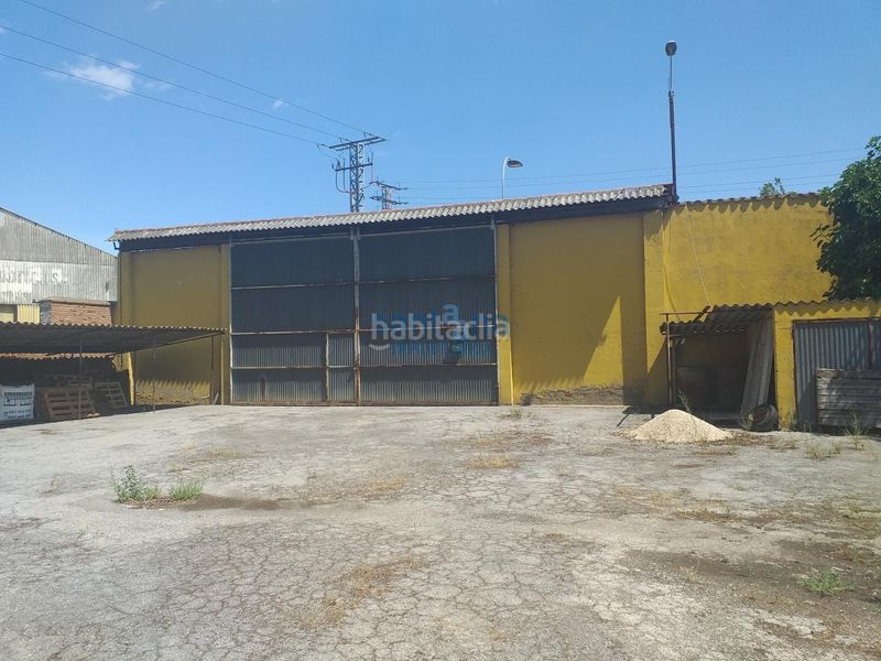 Foto f9c5f267-dae4-44d4-bee2-8bb2d26ed8e9. Location bâtiment à usage industriel dans La Vega - La Sal León