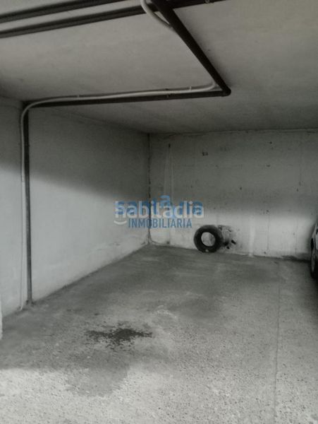 Foto d6cd4338-2f60-443f-88b0-fcd4159a3bb4. Parking coche en La Asunción - La Inmaculada León