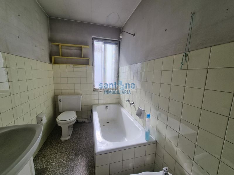 Foto 5ed19052-44d3-42ee-99b3-f0d9ade5e084. Apartament amb calefacció aparcament a San Claudio - La Chantría León