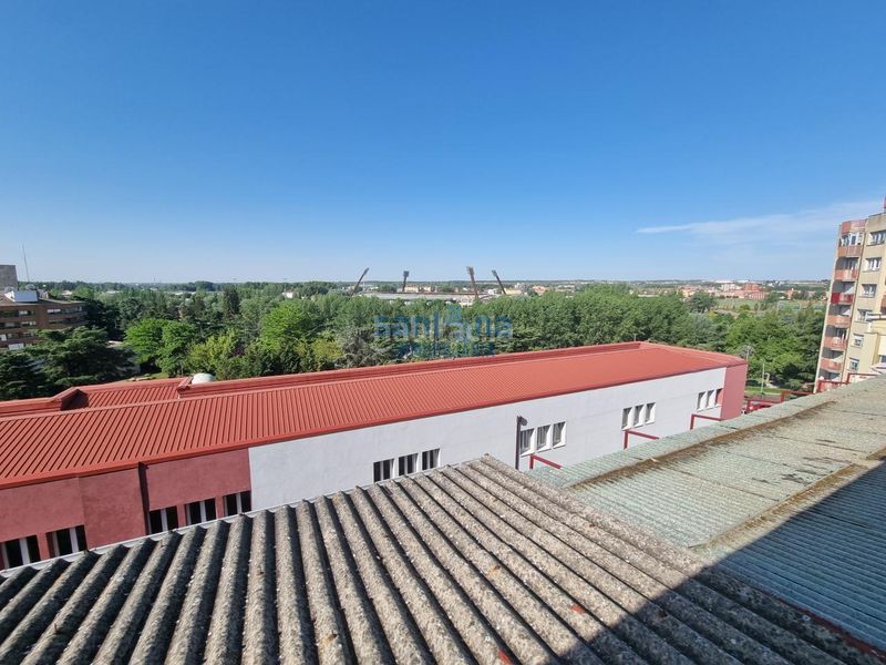 Foto a83f137a-4872-4383-a999-2f42405f0c7b. Apartament amb calefacció aparcament a San Claudio - La Chantría León