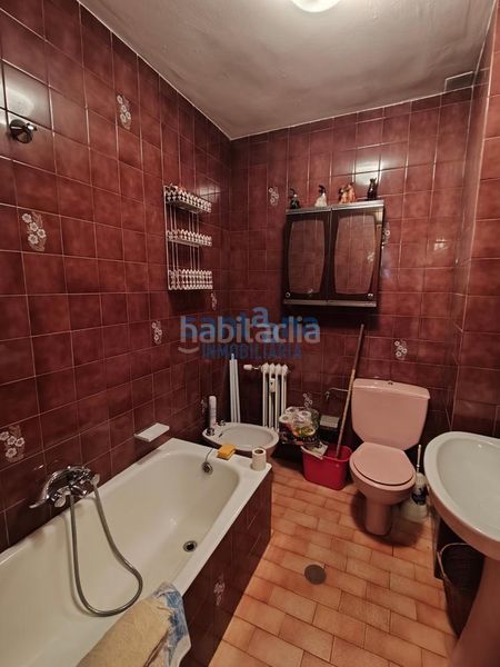 Foto f59aac87-9959-4ffd-a33a-a2d8cac90d4e. Flat with heating in San Claudio - La Chantría León