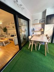 Appartement à Avenida mestral 8. Apartamento en planta baja con amplia terraza