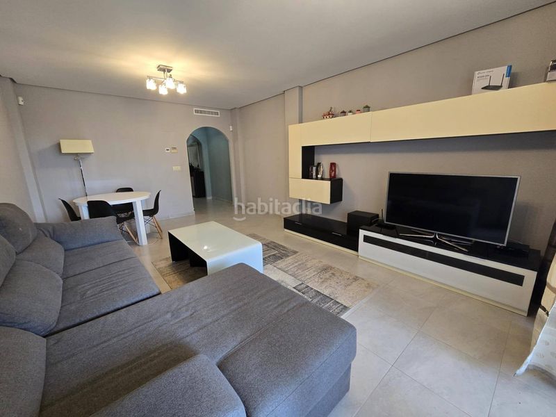 Foto b177341f-d34f-4385-b12f-cd3062fe73d8. Casa amb aparcament piscina a Golf Bahía Finestrat