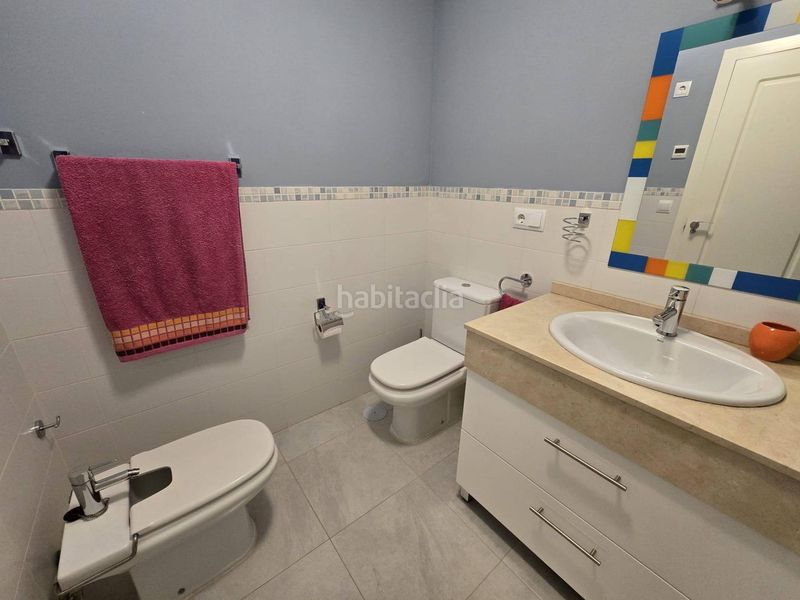 Foto bf3ec125-7d8f-484d-a4f1-e3d53ea36e43. Casa amb aparcament piscina a Golf Bahía Finestrat