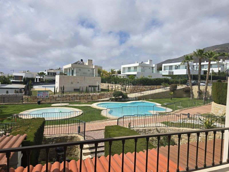 Foto f9e65b2b-1623-432f-9d62-9b79863e6f14. Casa amb aparcament piscina a Golf Bahía Finestrat