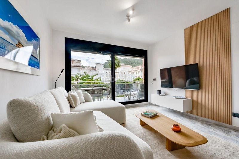 Foto cd519fa7-48ad-4c70-9838-6205ebe6215d. Apartament amb aparcament piscina a Mirador de la Cala-Benimar Vila Joiosa (la)