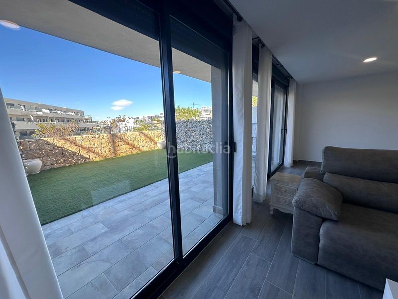 Foto ae164c86-d30c-449f-a4a5-6741d01ce86b. Dúplex amb aparcament piscina a balcón de Finestrat-terra marina Finestrat