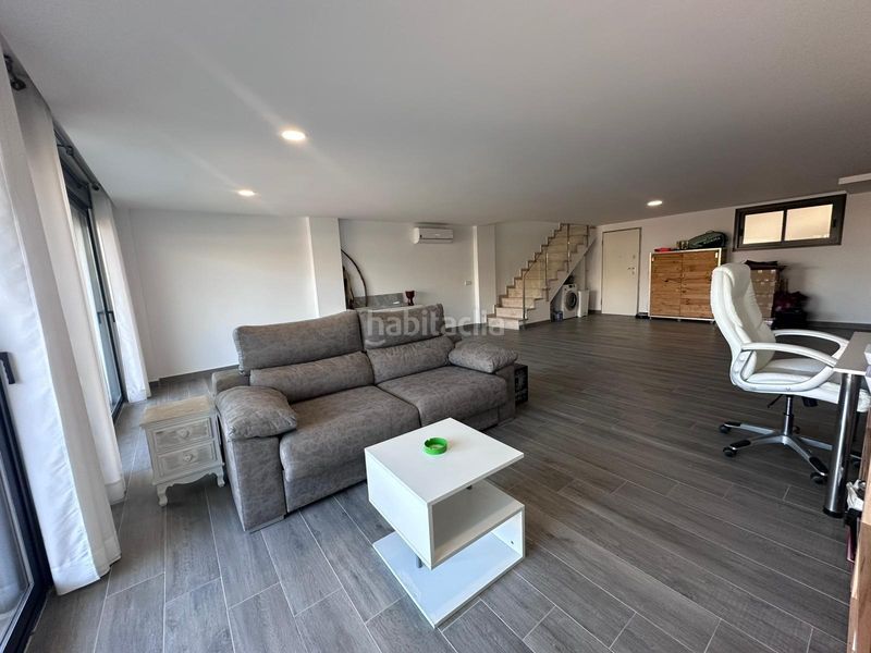 Foto d7b3e71c-c6a8-460b-9e91-58b8629feed3. Dúplex amb aparcament piscina a balcón de Finestrat-terra marina Finestrat