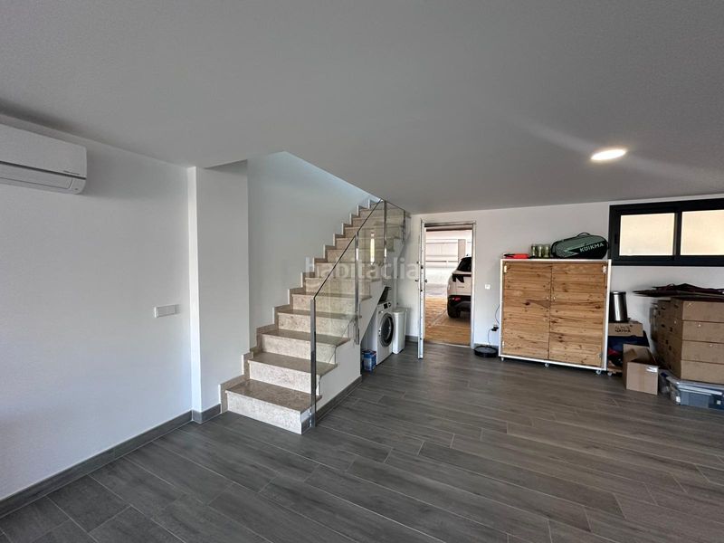 Foto ec18403c-ad8f-4af5-815b-da67be45c99f. Dúplex amb aparcament piscina a balcón de Finestrat-terra marina Finestrat