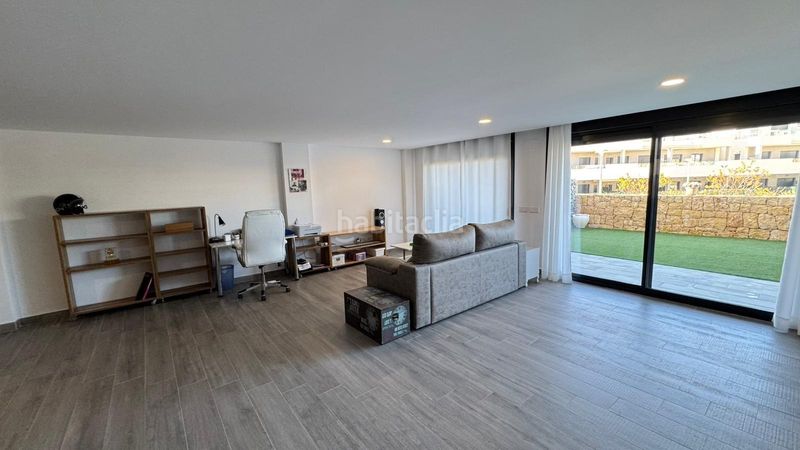 Foto f5d13134-6d3d-4c8d-a147-311771523a28. Dúplex amb aparcament piscina a balcón de Finestrat-terra marina Finestrat