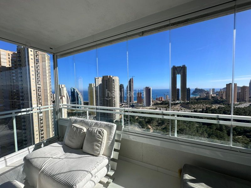 Foto b97b9f74-fa9b-4d05-85c6-98ca49f41bcb. Apartament amb aparcament piscina a Via Parque Benidorm