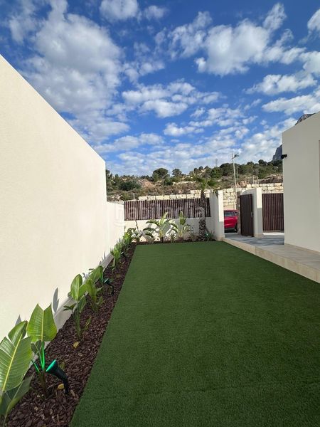 Foto 88f00e8e-cf34-47ca-9934-bdfa064208db. Xalet amb aparcament piscina a Finestrat pueblo Finestrat