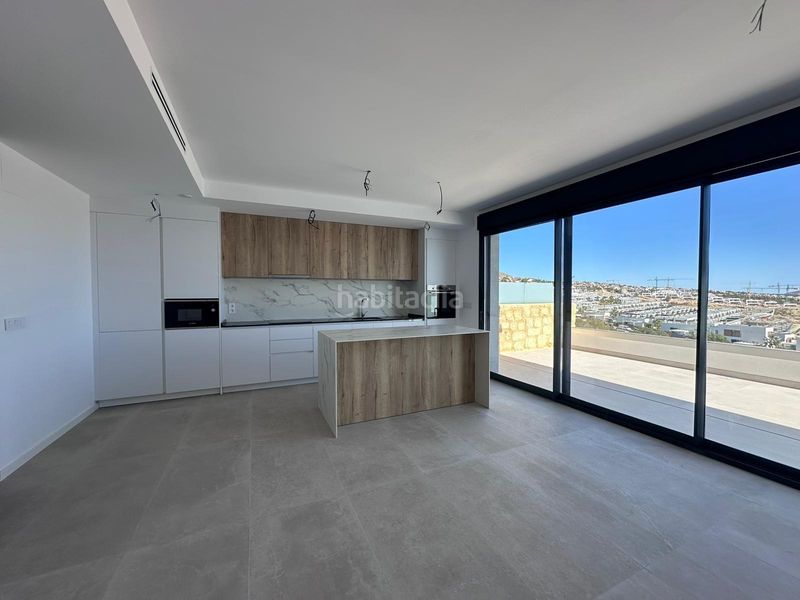 Foto 41e9ca7f-9c27-49cd-b1d1-309e949c7d26. Apartament amb aparcament piscina a balcón de Finestrat-terra marina Finestrat