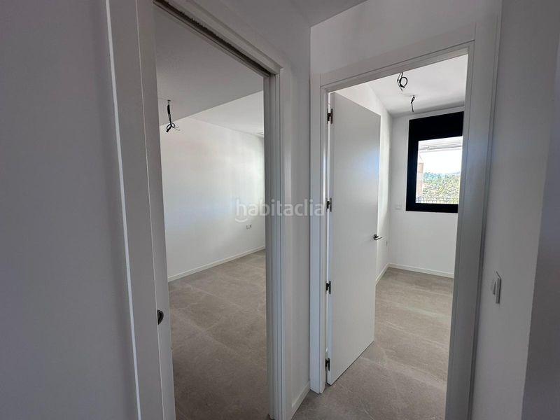 Foto 74d1075a-2030-4dbc-be5f-289b74cf245d. Apartament amb aparcament piscina a balcón de Finestrat-terra marina Finestrat