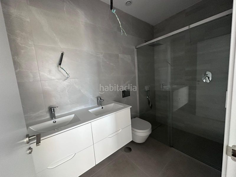 Foto b8539f2d-ecc2-4fd0-8ef0-e2617ee251b8. Apartament amb aparcament piscina a balcón de Finestrat-terra marina Finestrat