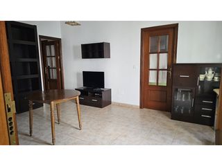 Etagenwohnung in Moguer. Piso en moguer con 2 habitaciones exteriores y ubicación céntric