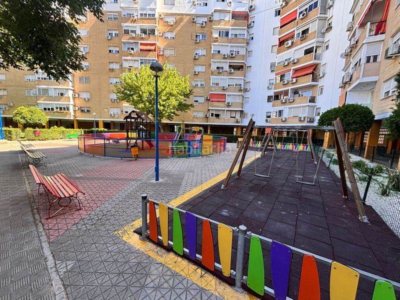 Foto c0f82c5e-59b1-47dd-bb9d-ff09b68a3d44. Pis amb piscina a Sta. Aurelia - Cantábrico - Atlàntico - La Romería Sevilla