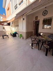 Casa adossada a laertes